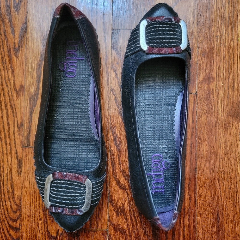 Genuine Leather Flats by Indigo by Clarks sz 7.5